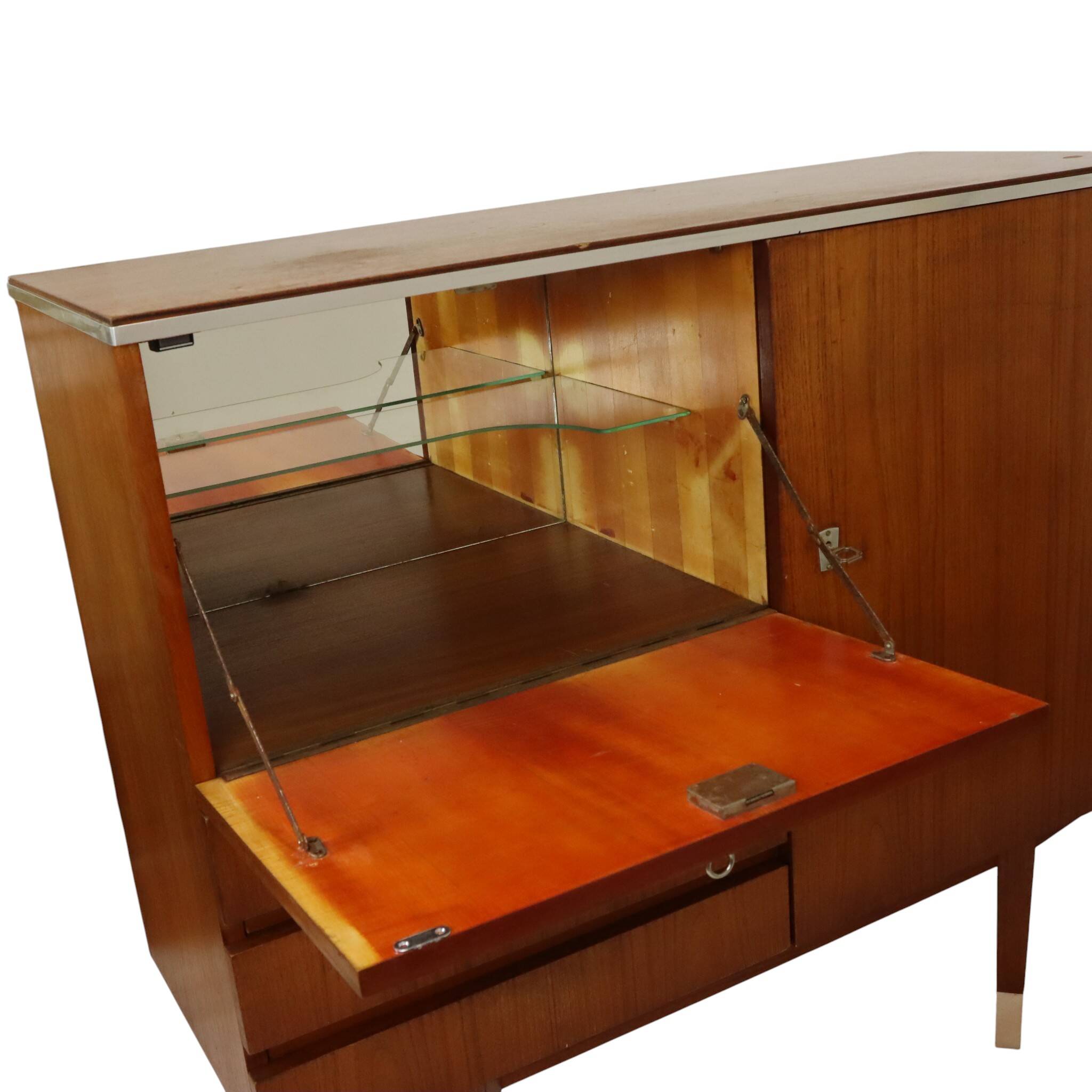 Meuble bar, buffet en placage de teck, années 1960