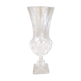 Medici vase weaned in crystal size