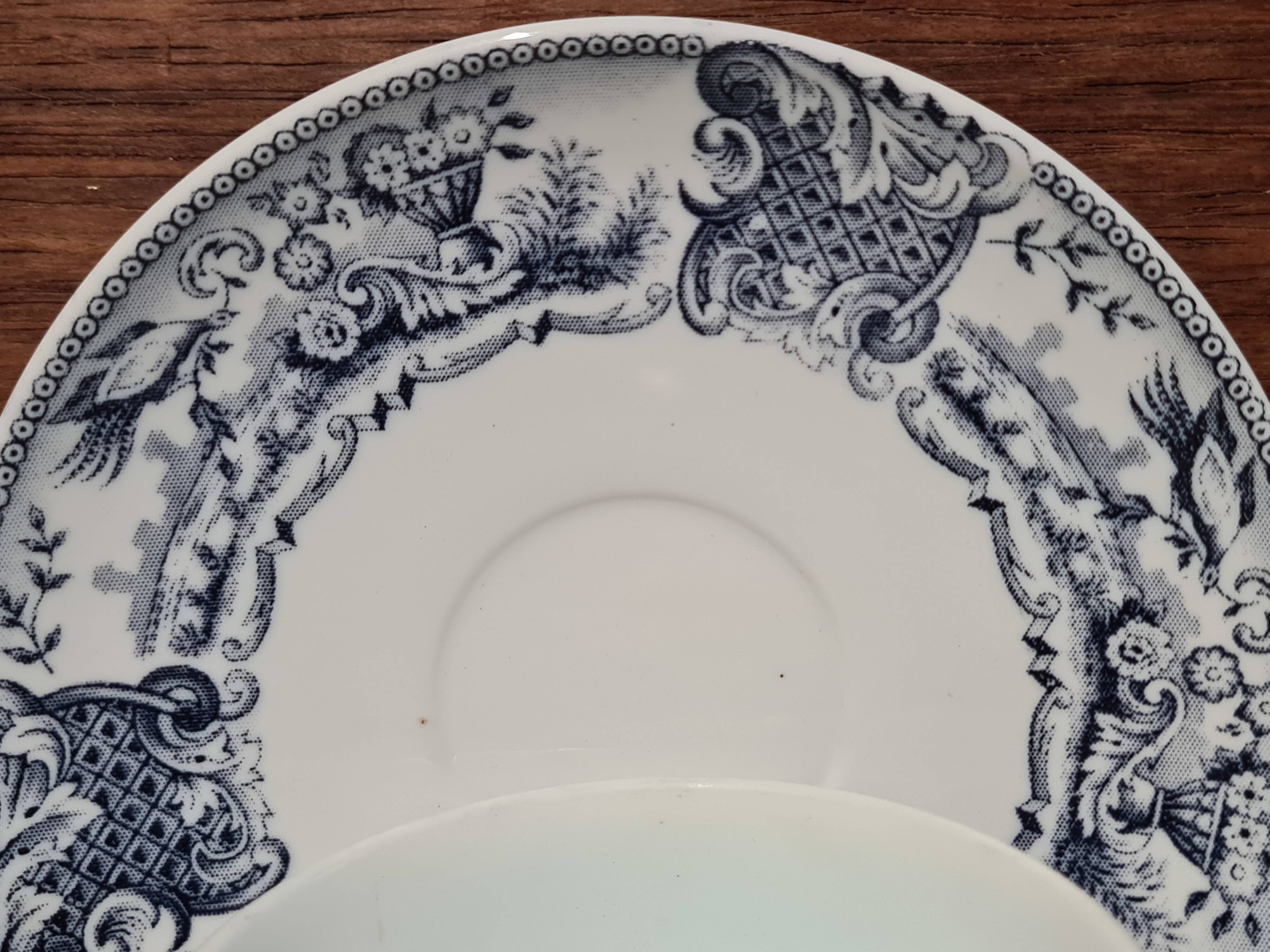 Pair of Rivanel cups in old opaline glass, vintage decor