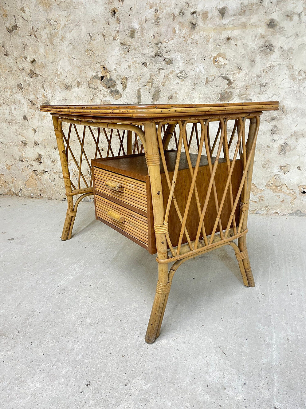 Bureau rotin