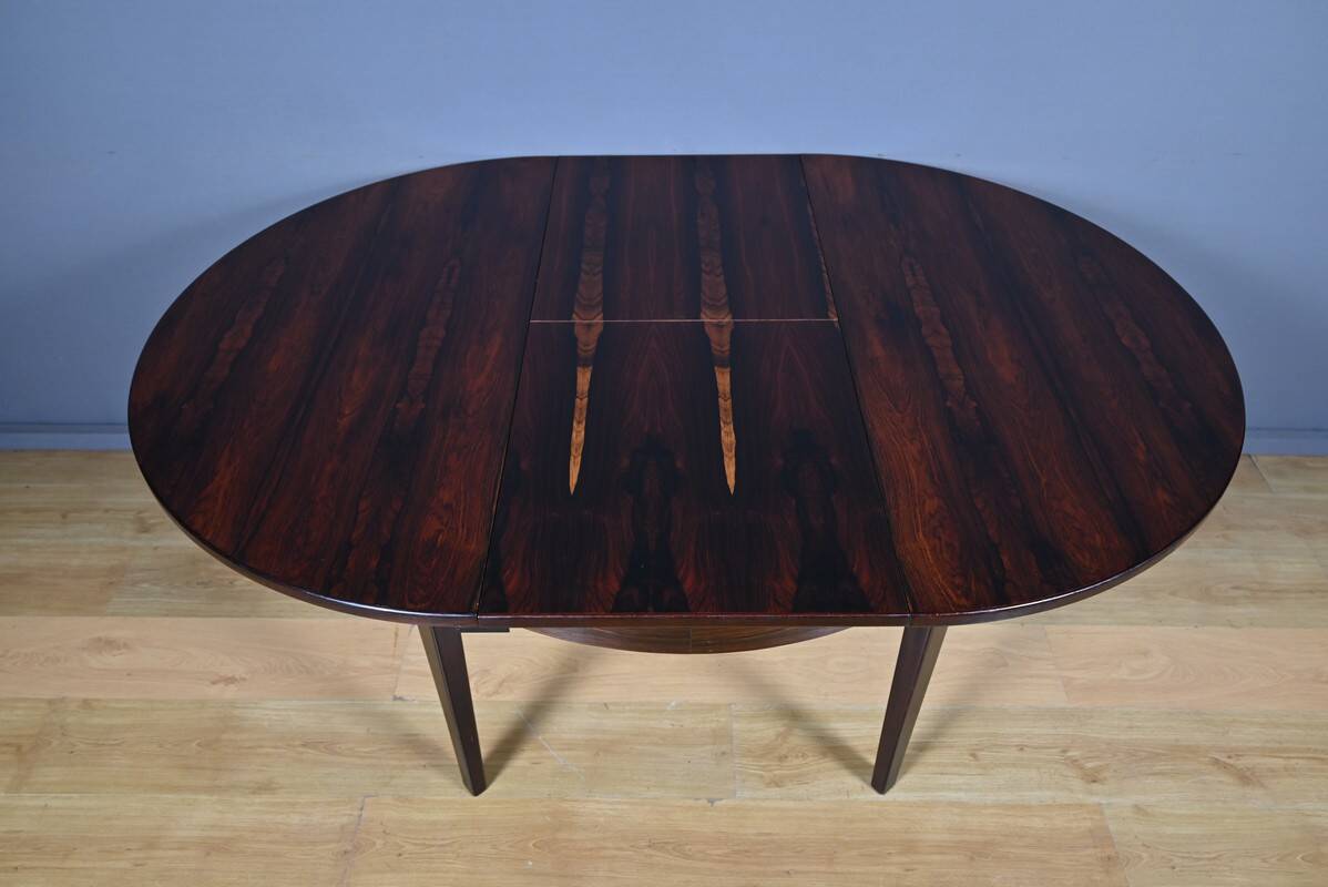 Scandinavian system table in rosewood, 6 to 8 covers – 1960