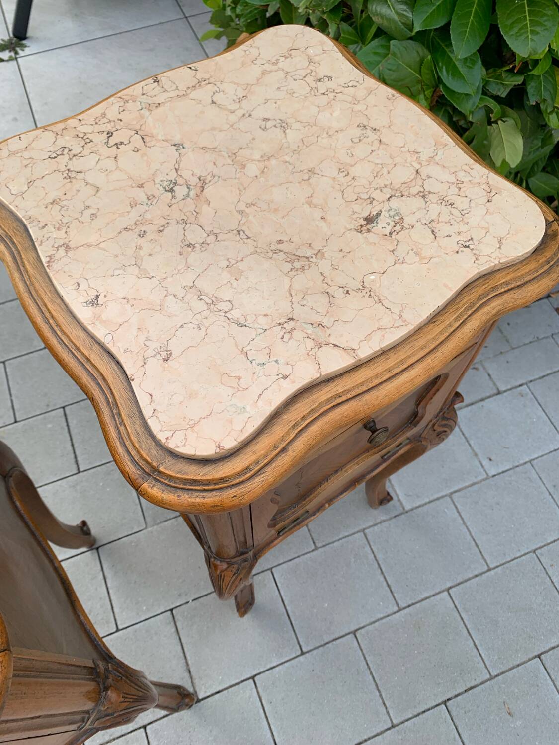 Louis XV bedside tables in beige marble