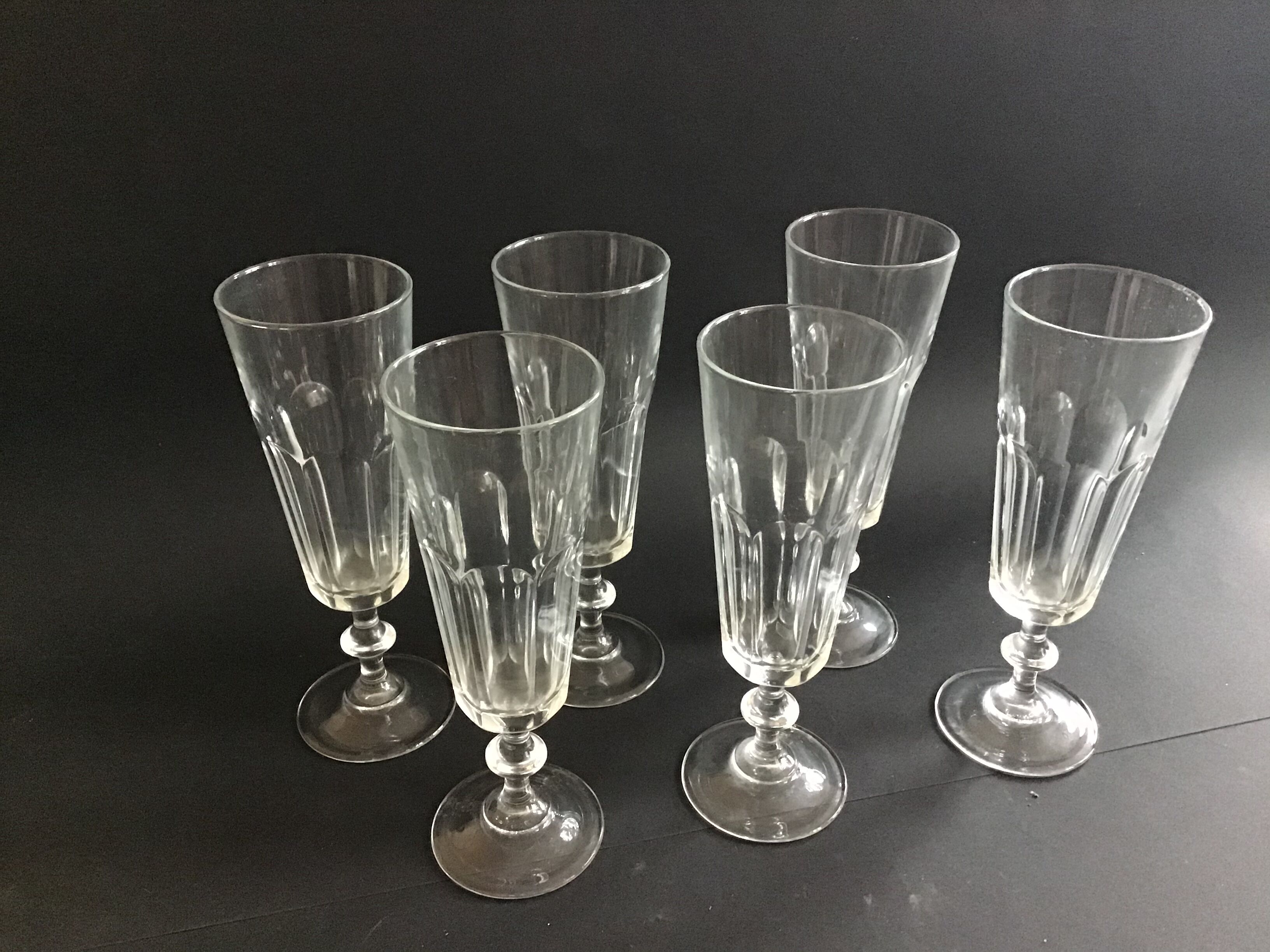 6 champagne flutes