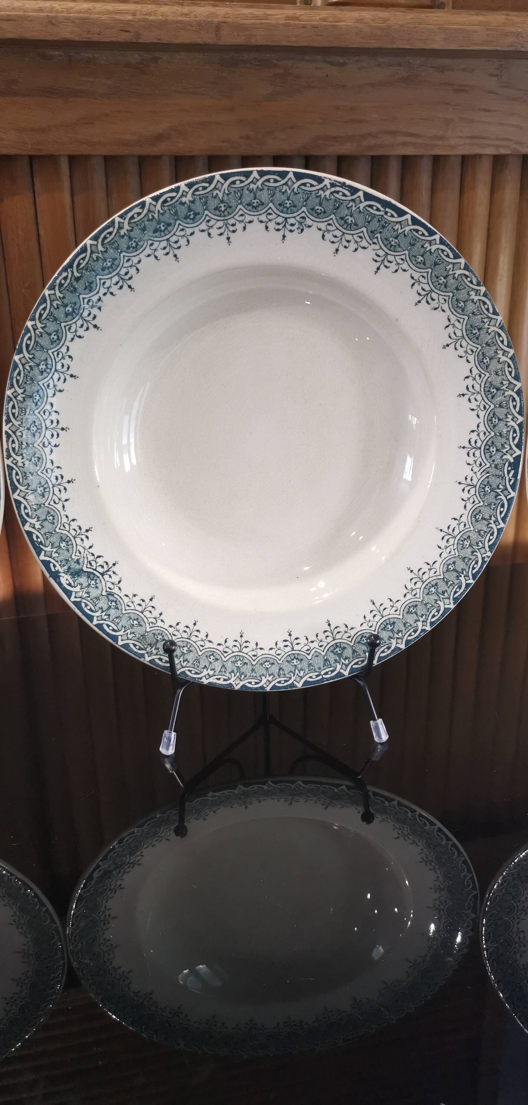 4 assiettes creuses en Terre de Fer Longwy modèle "Suzanne"