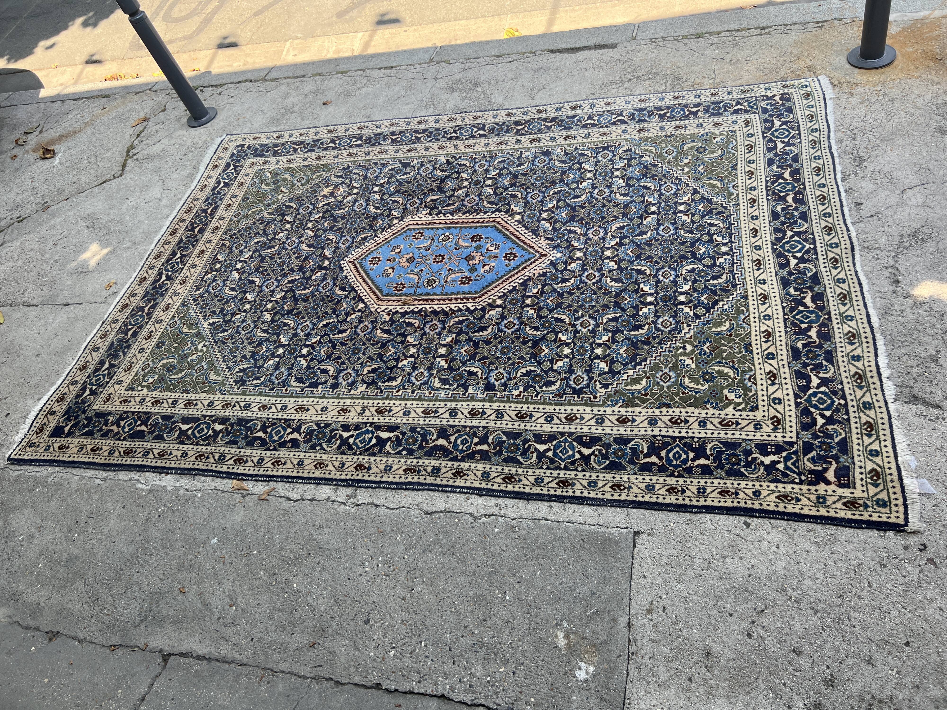 Persian carpet with Herati pattern 325x225cm