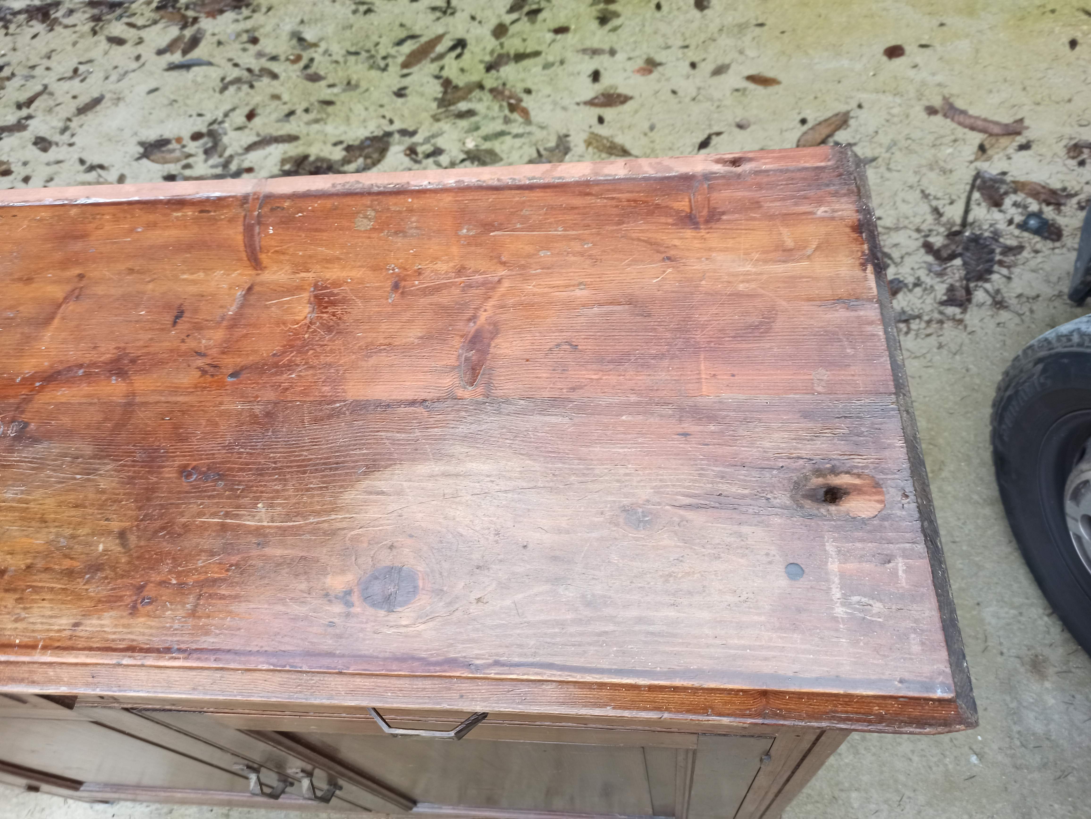 Low Parisian sideboard in solid wood 2 doors 2 drawers art deco handles