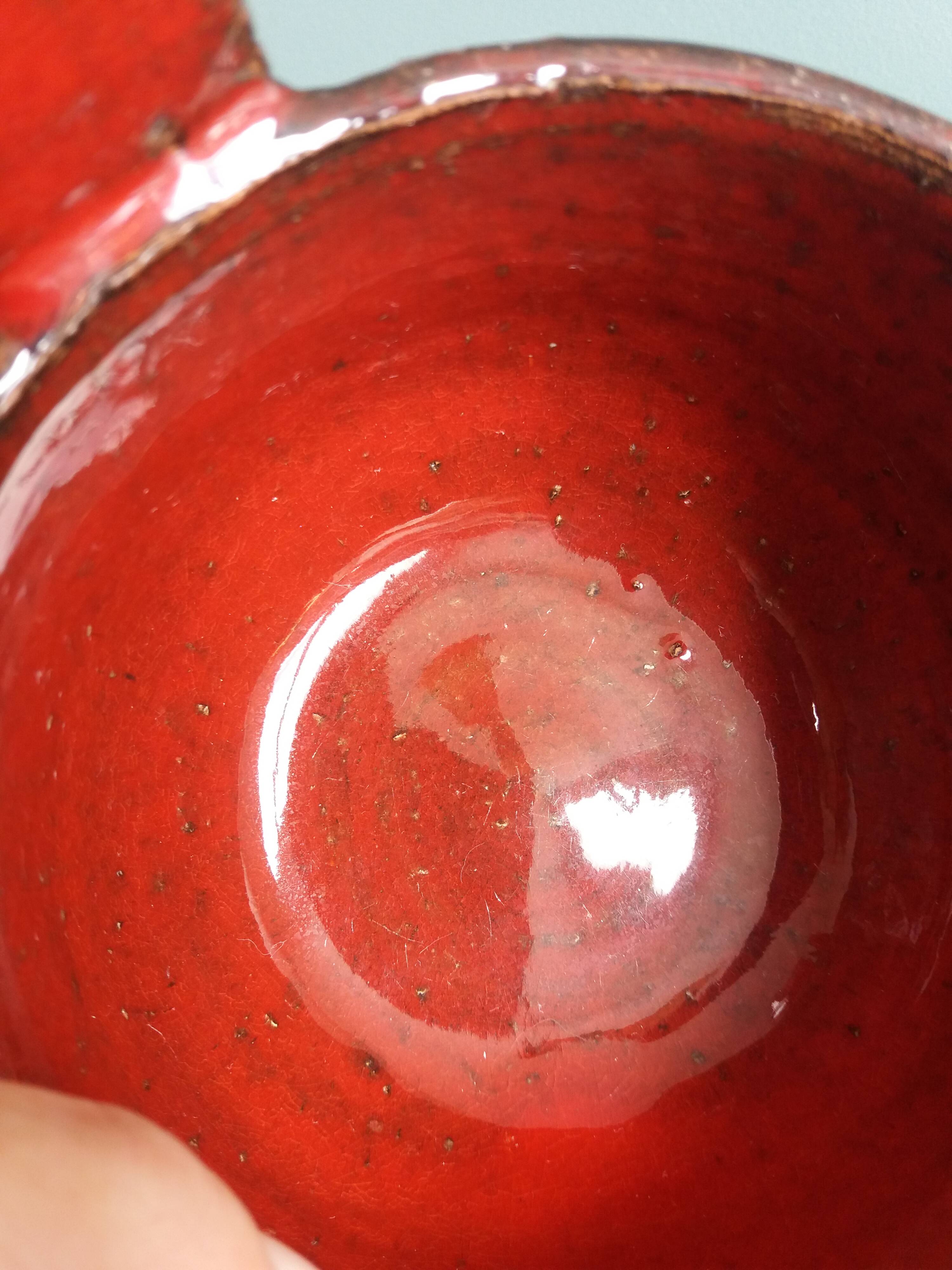 Ceramic signed Hofmann Gérard, Vallauris, manganese red