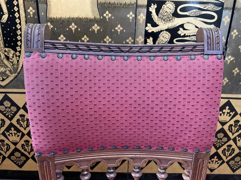 Set of 6 Renaissance style carved walnut chairs - Haute époque