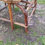 Vintage rattan chaise longue