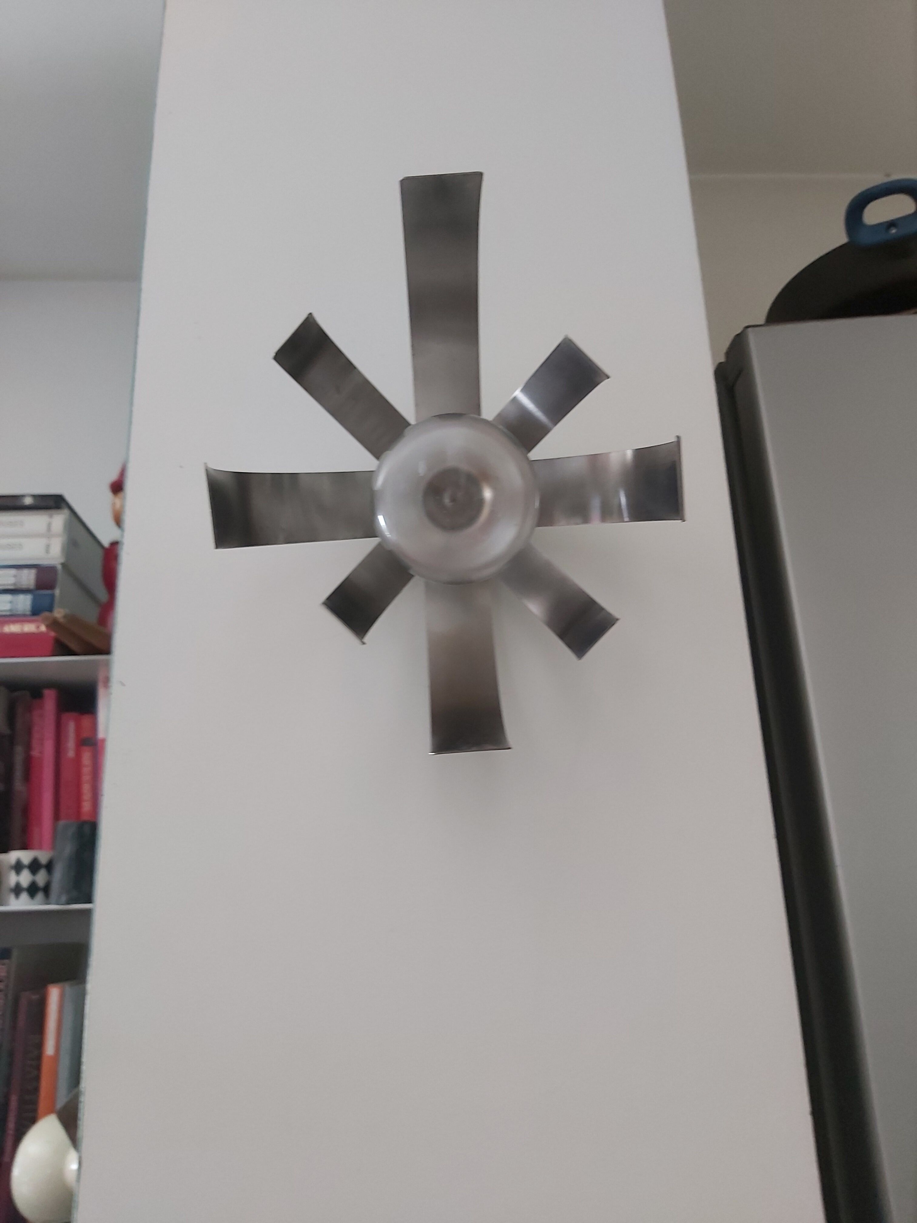 Michel Boyer's flower applique for Oxam 70s