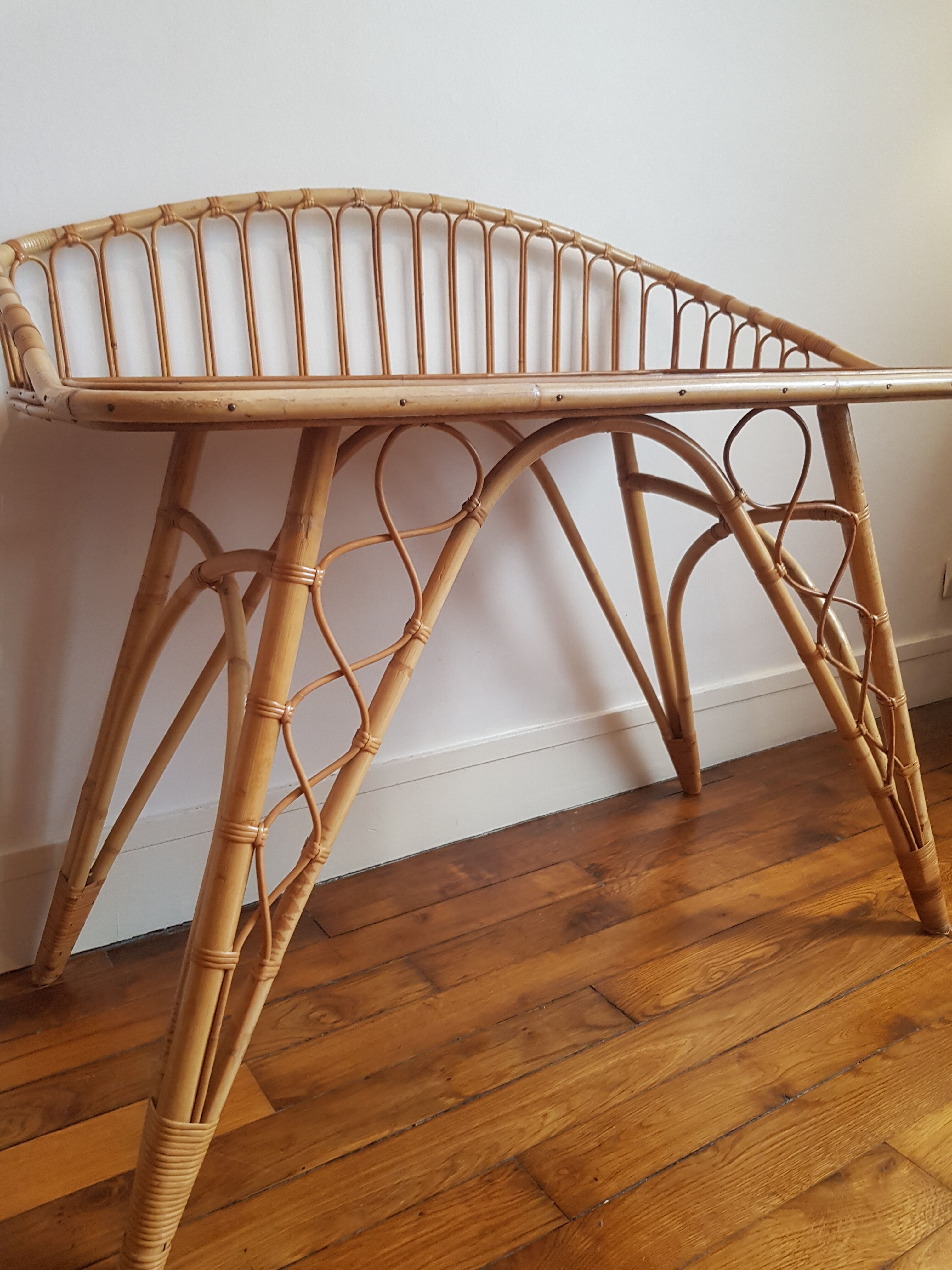 Rattan children's desk