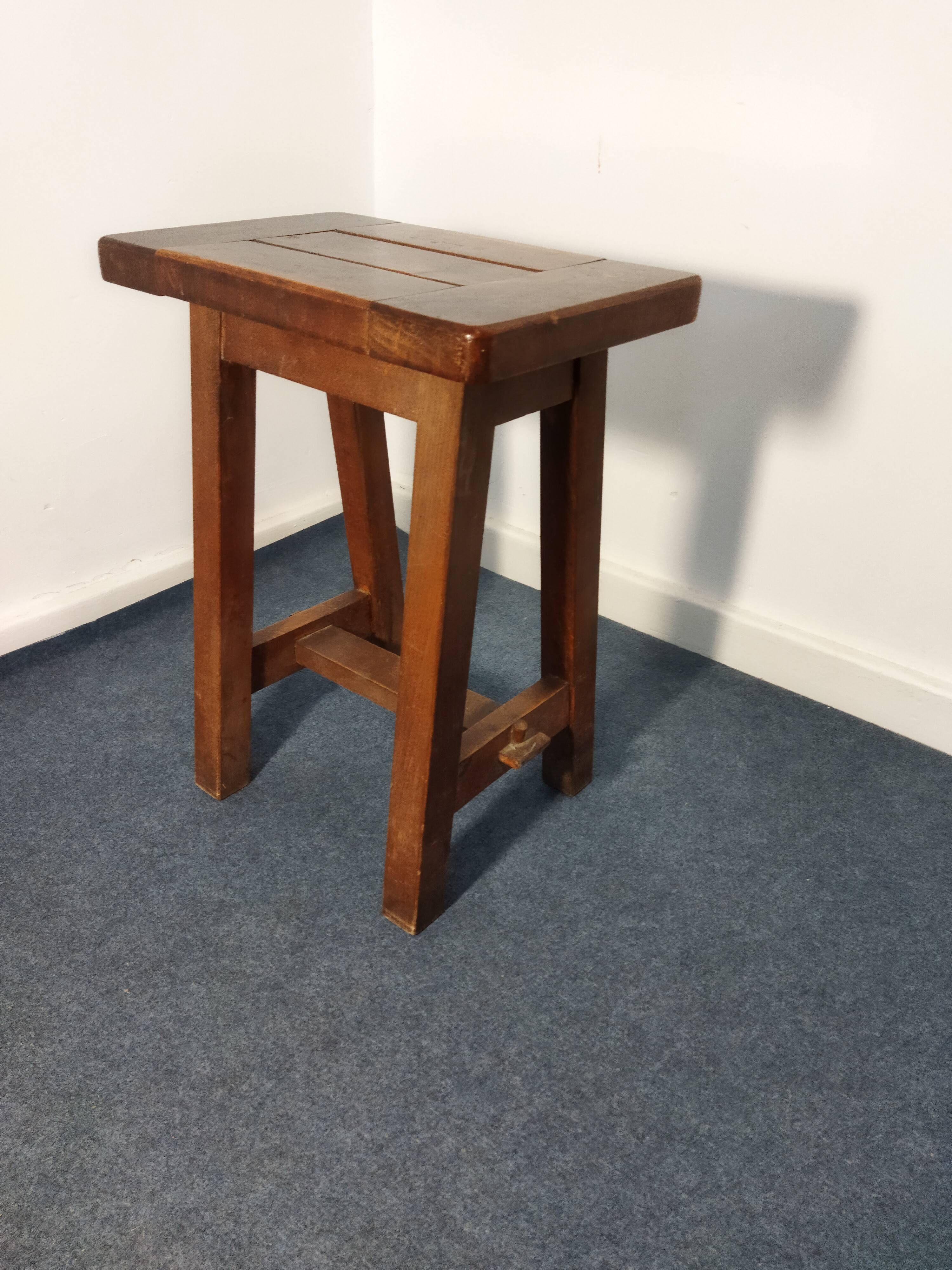 Farm stool