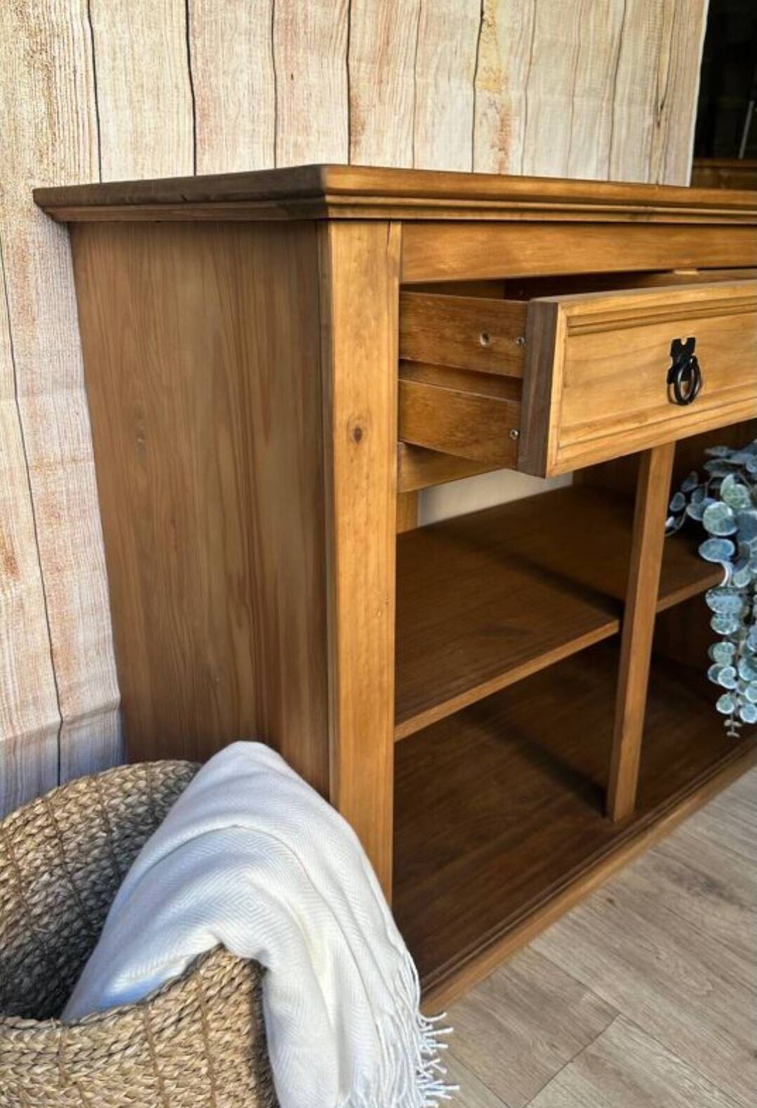 Solid wood sideboard