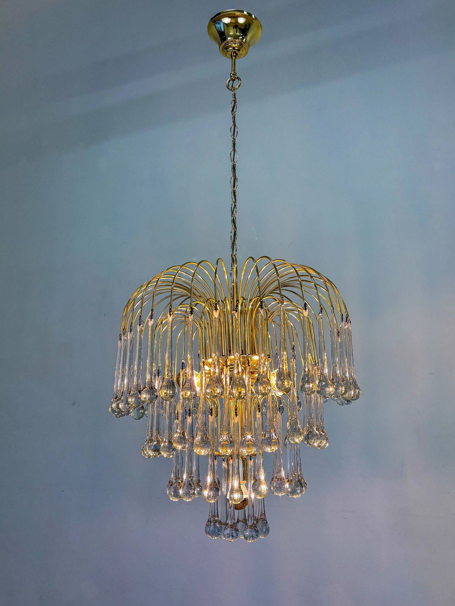 Four-tier cascade teardrop chandelier by Venini, Murano glass, Italy 1970s