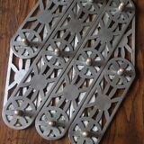 Folding metal trivia vintage flowers