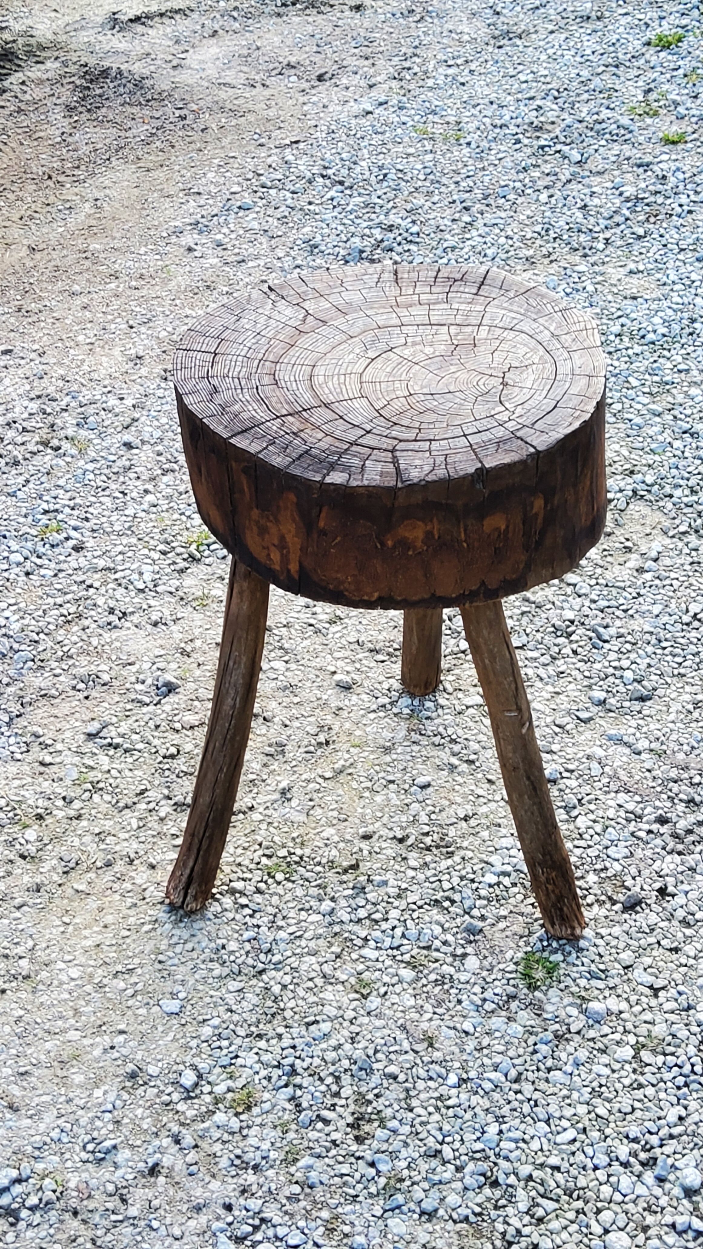 Brutalist tripod billot stool