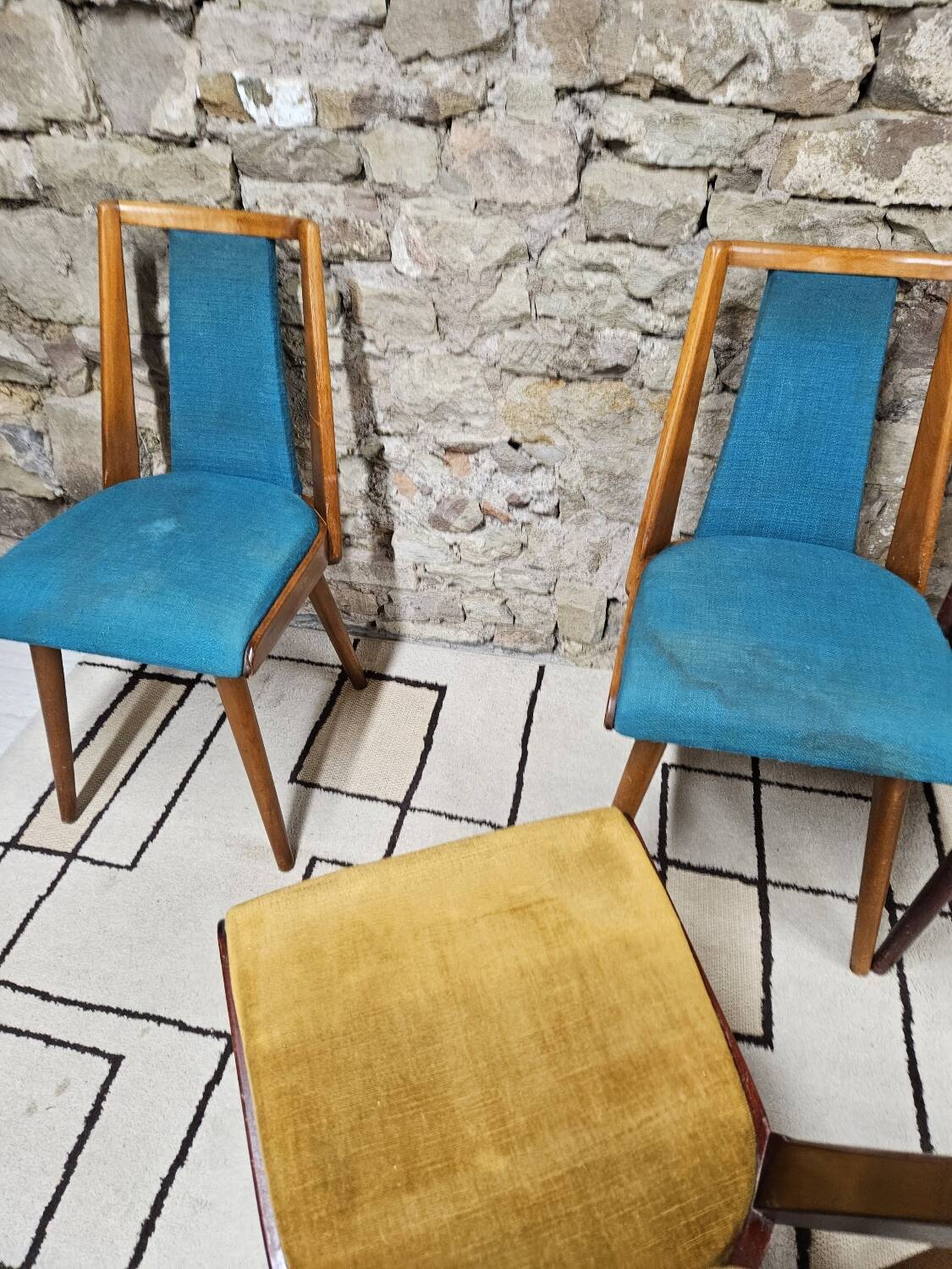 Set of 5 vintage spindle foot bistro chairs 1960"