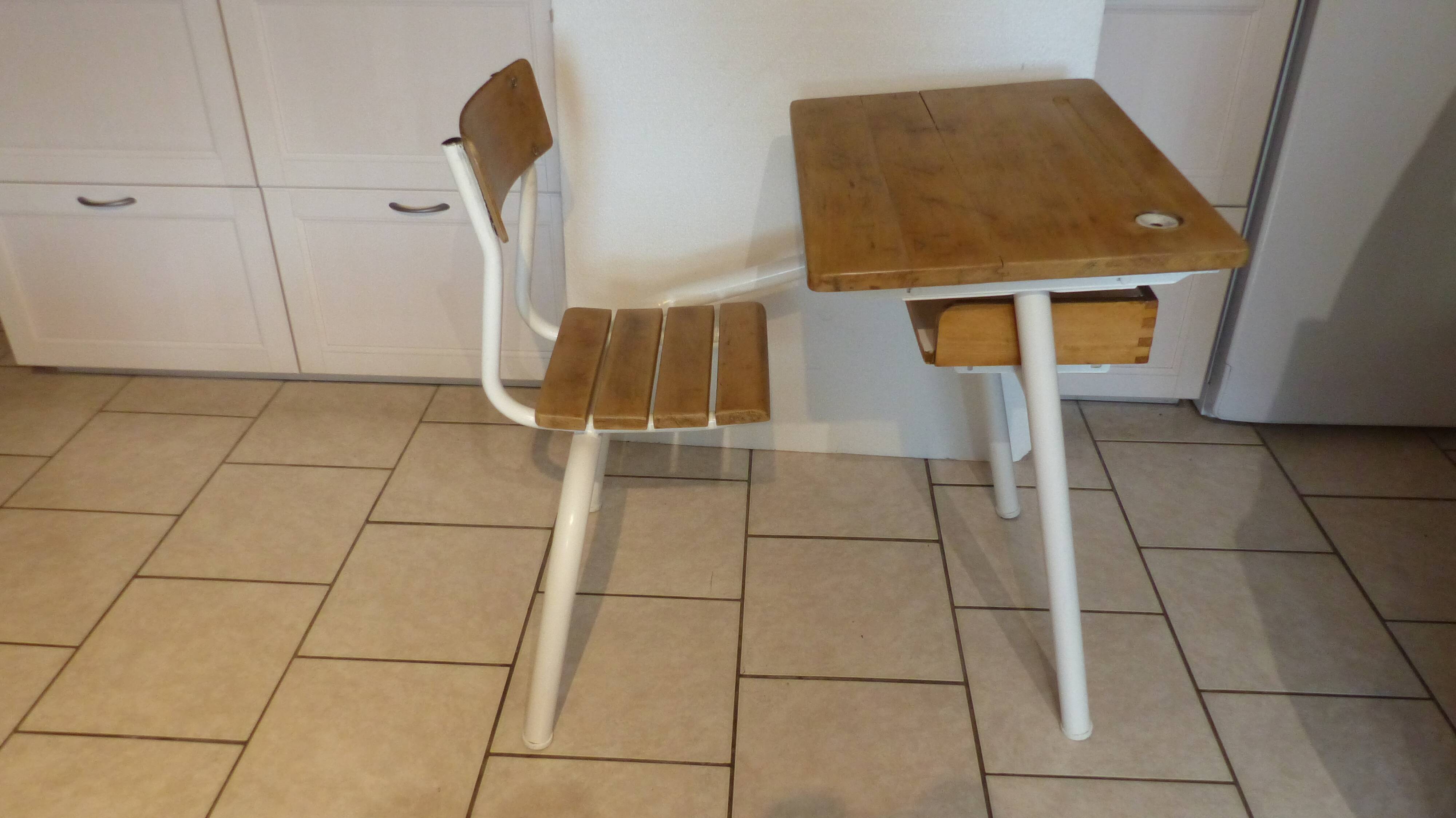 Desk with his chair