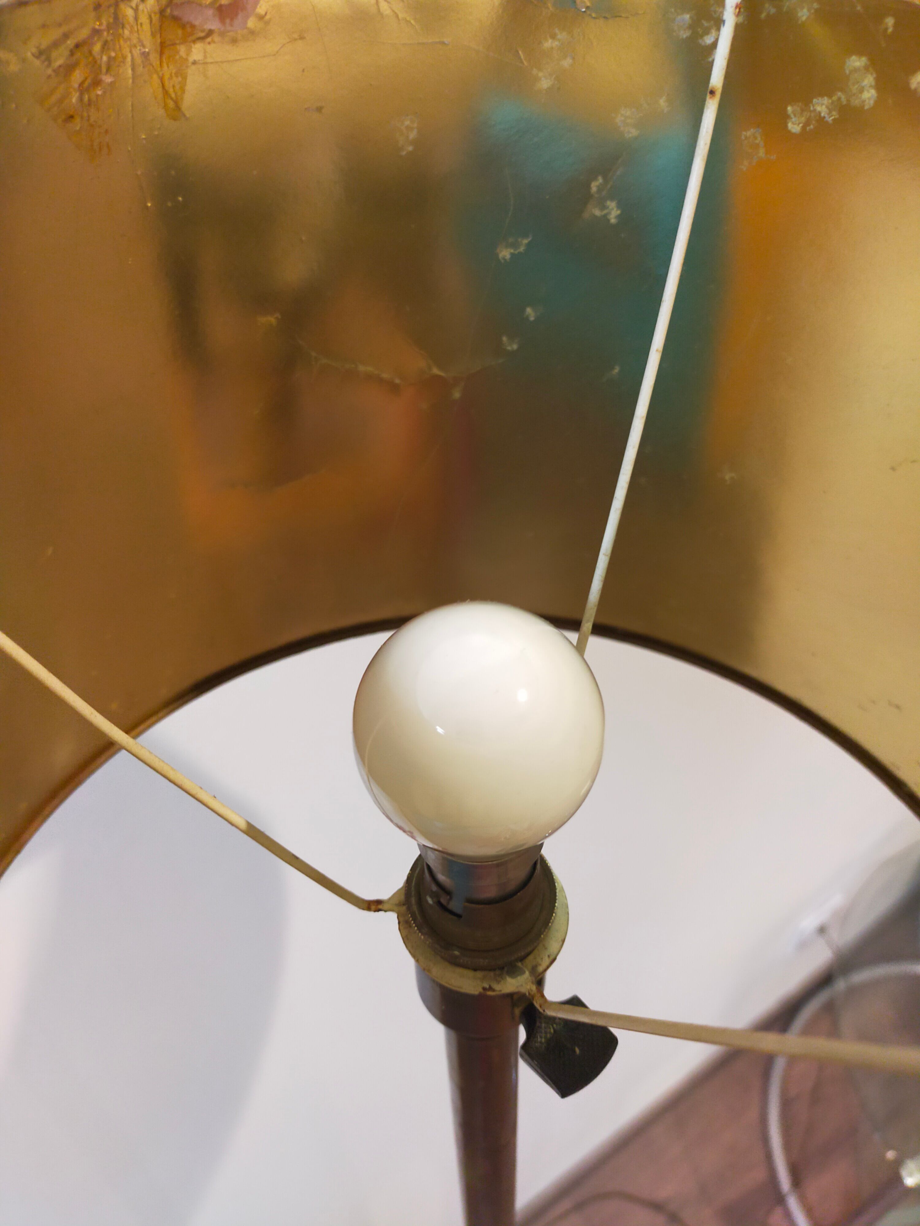 Lampadaire vintage en laiton