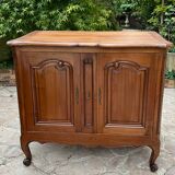 Low sideboard with 2 doors