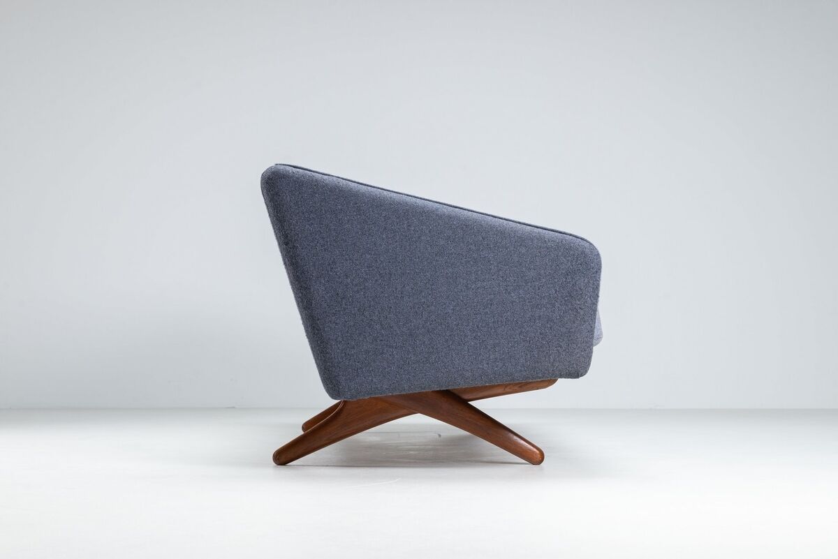 Illum Wikkelso ML-90 three-seater sofa Laursen Denmark 1960