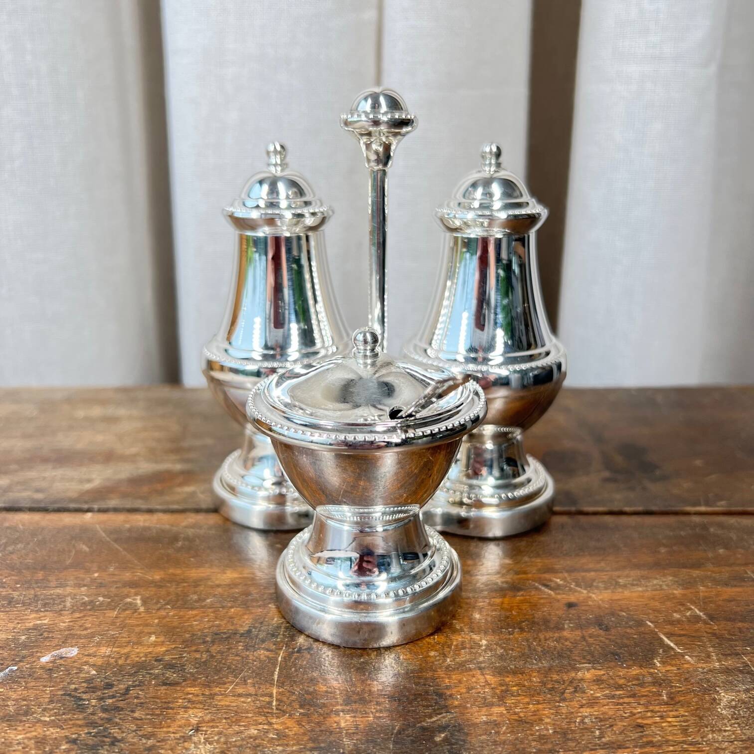 3-piece English table server