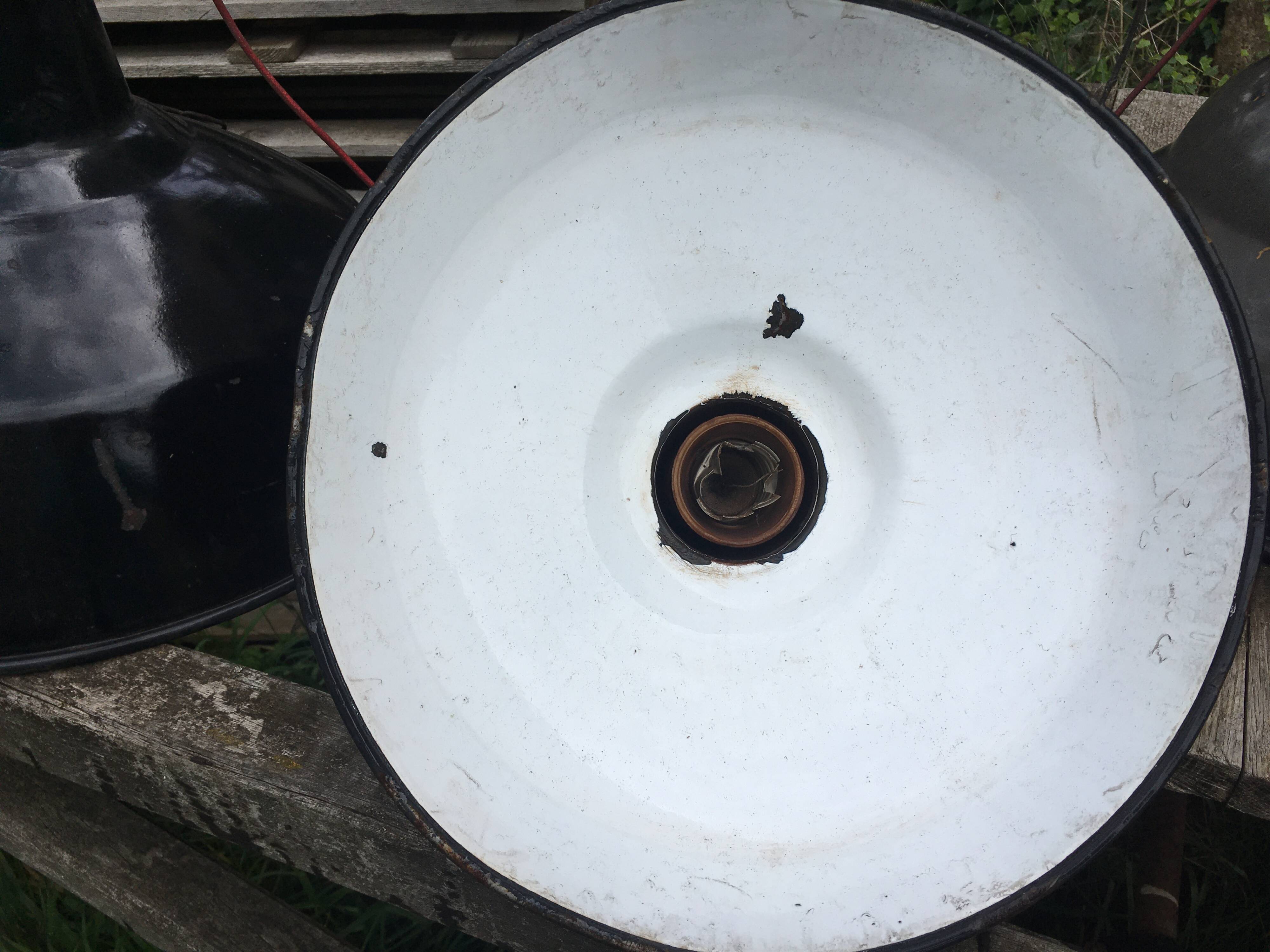 Set of 5 black industrial lamps from the 70s in their patina different formats