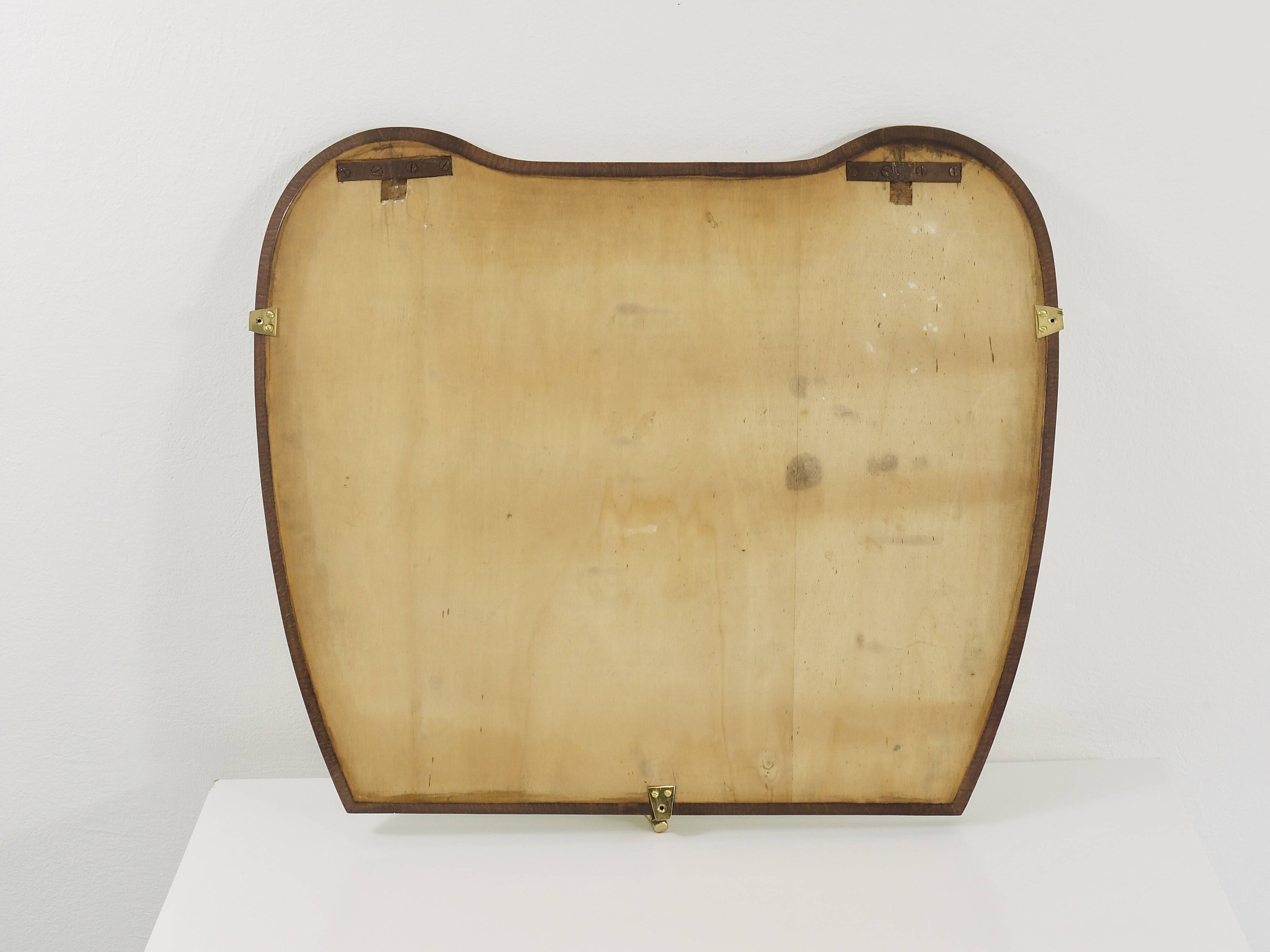 Scultpural Brass Hand Mid-Century Wall Mirror, Italy, 1950s