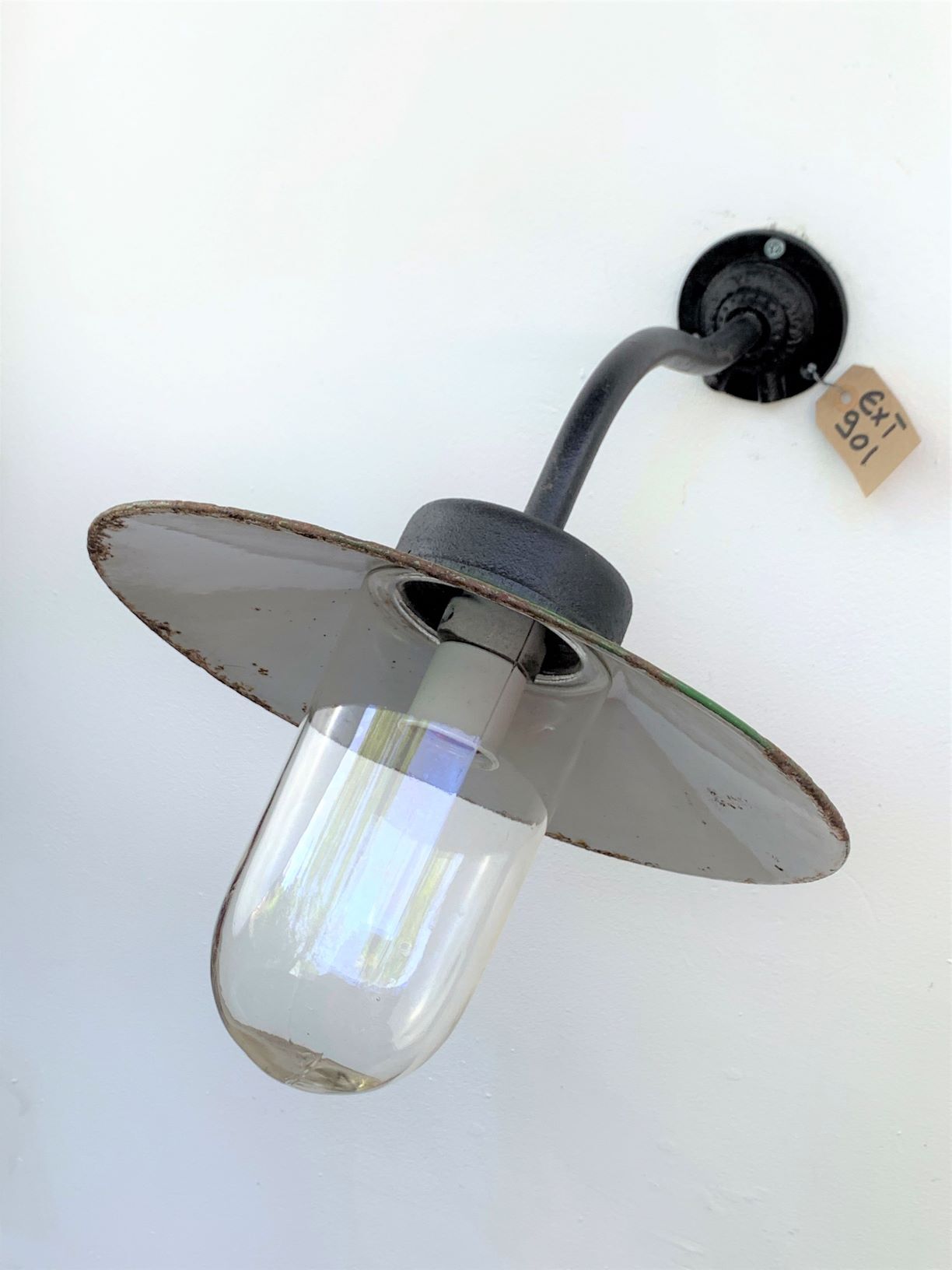 Swan Pass applies 1920 REF EXT901 wall