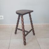Vintage tripod stool in turned wood