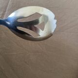 Salad servers with bamboo handles