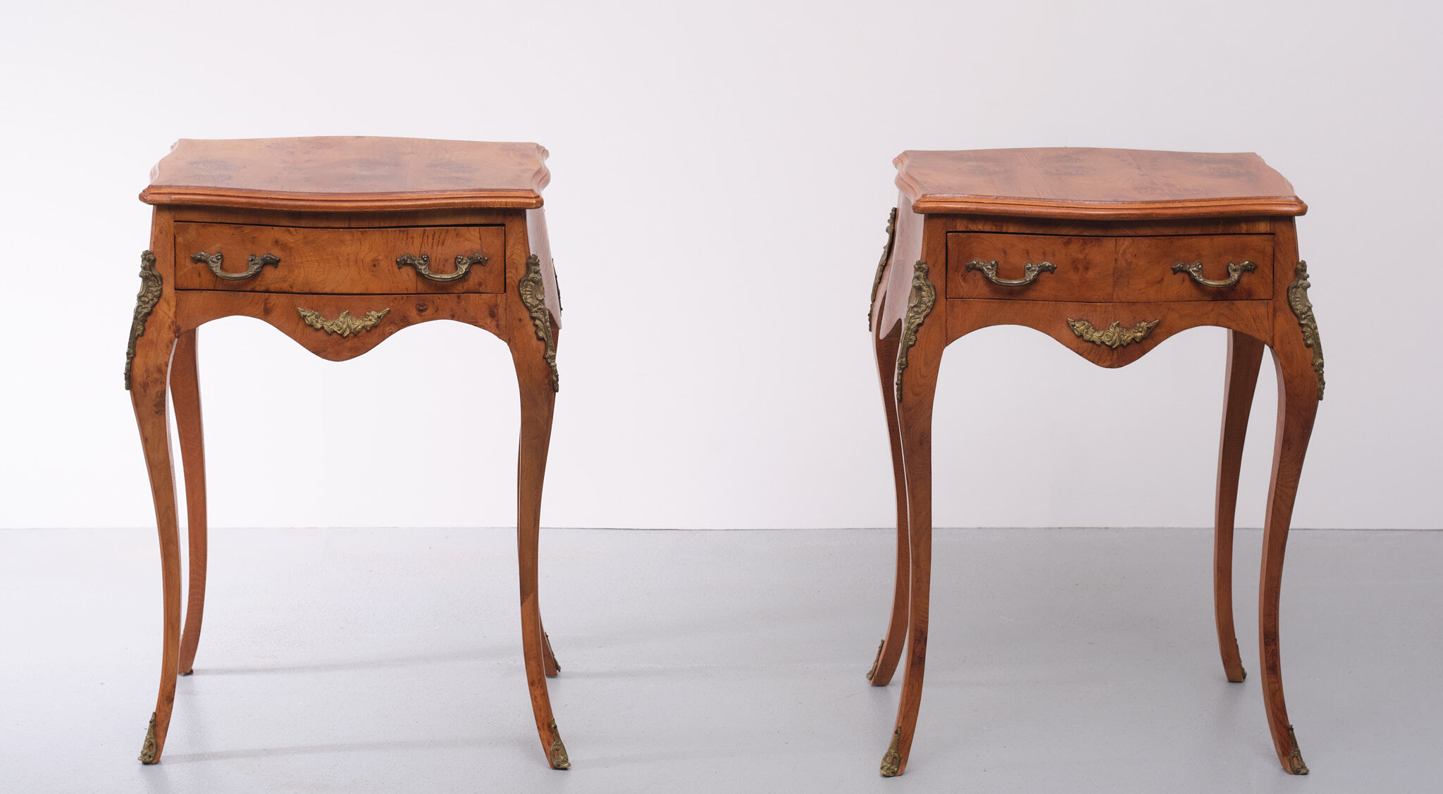 2 italian burl side tables louis xv style