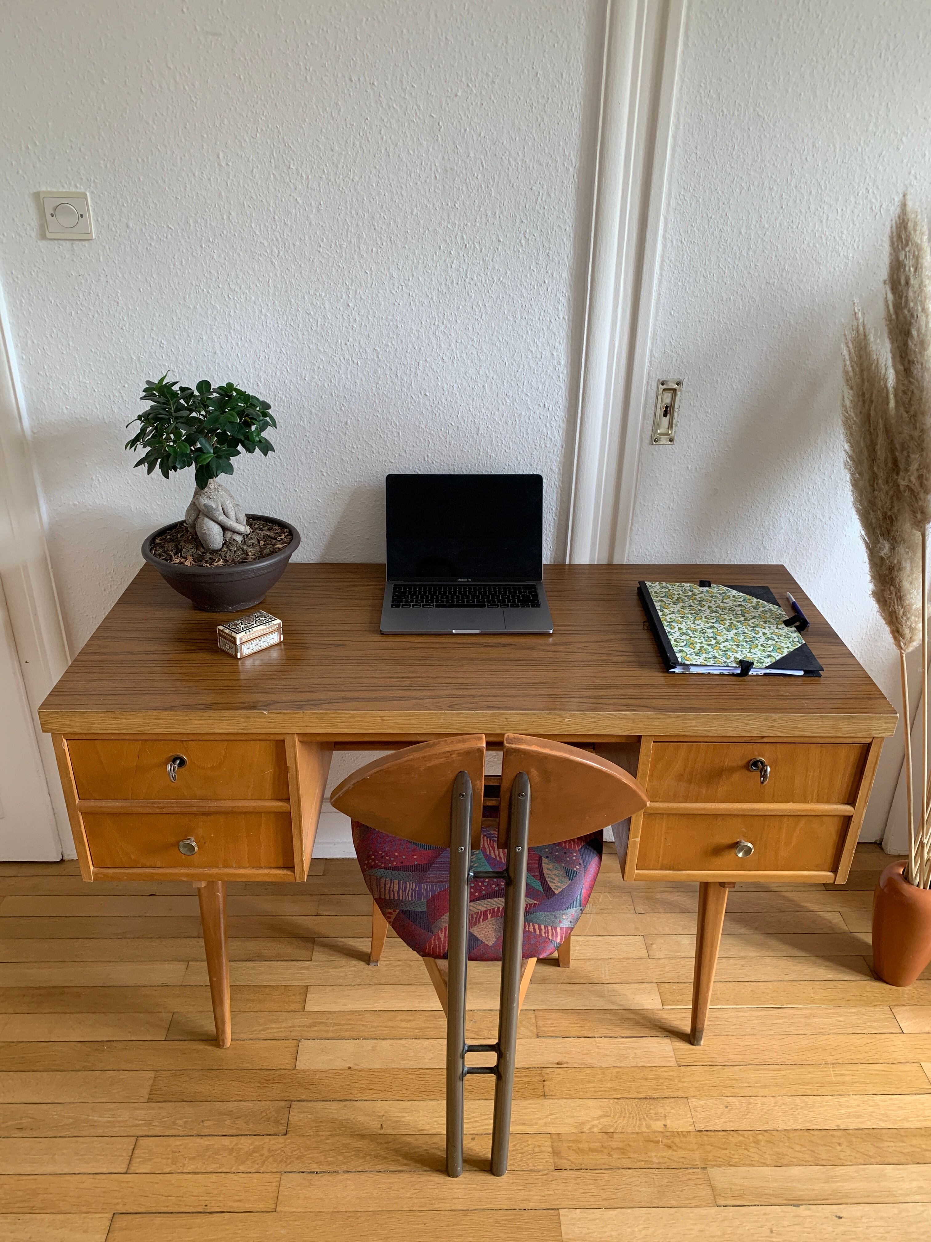 Vintage office from the 60s ekawerk