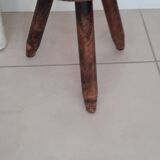 Tabouret tripode style brutaliste