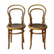 2 chaises n°14 - 1/2 par Kohn 1905 assises bois perforées