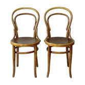 2 chaises n°14 - 1/2 par Kohn 1905 assises bois perforées