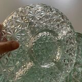 Plat compartimenté en verre ciselé
