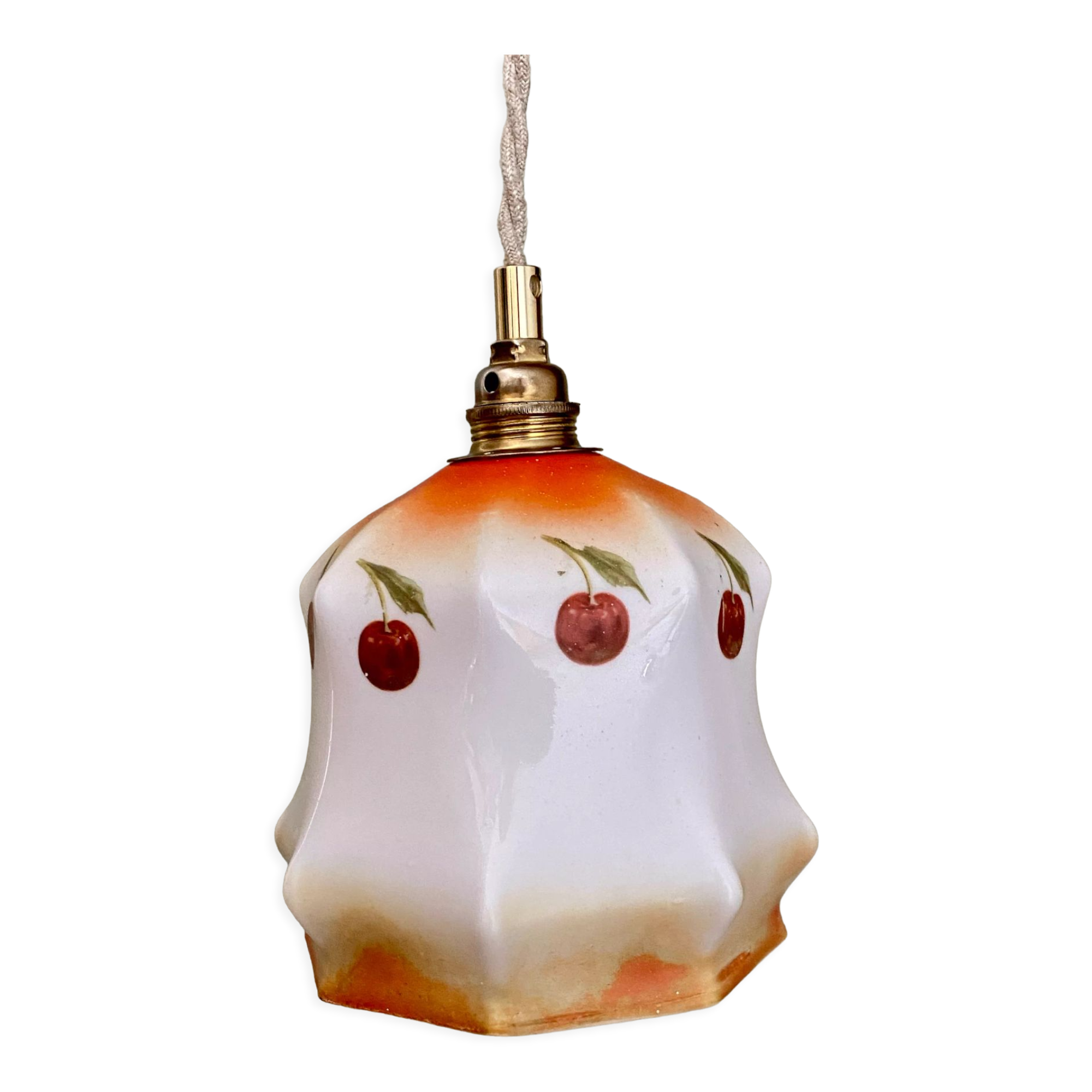 Vintage tulip ride in white opaline cherry patterns