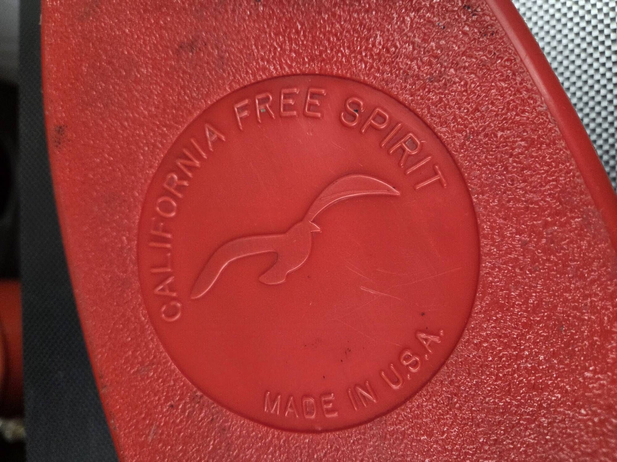 Vintage Skateboard "California Free Spirit" — Plastic Skate / Cruise
