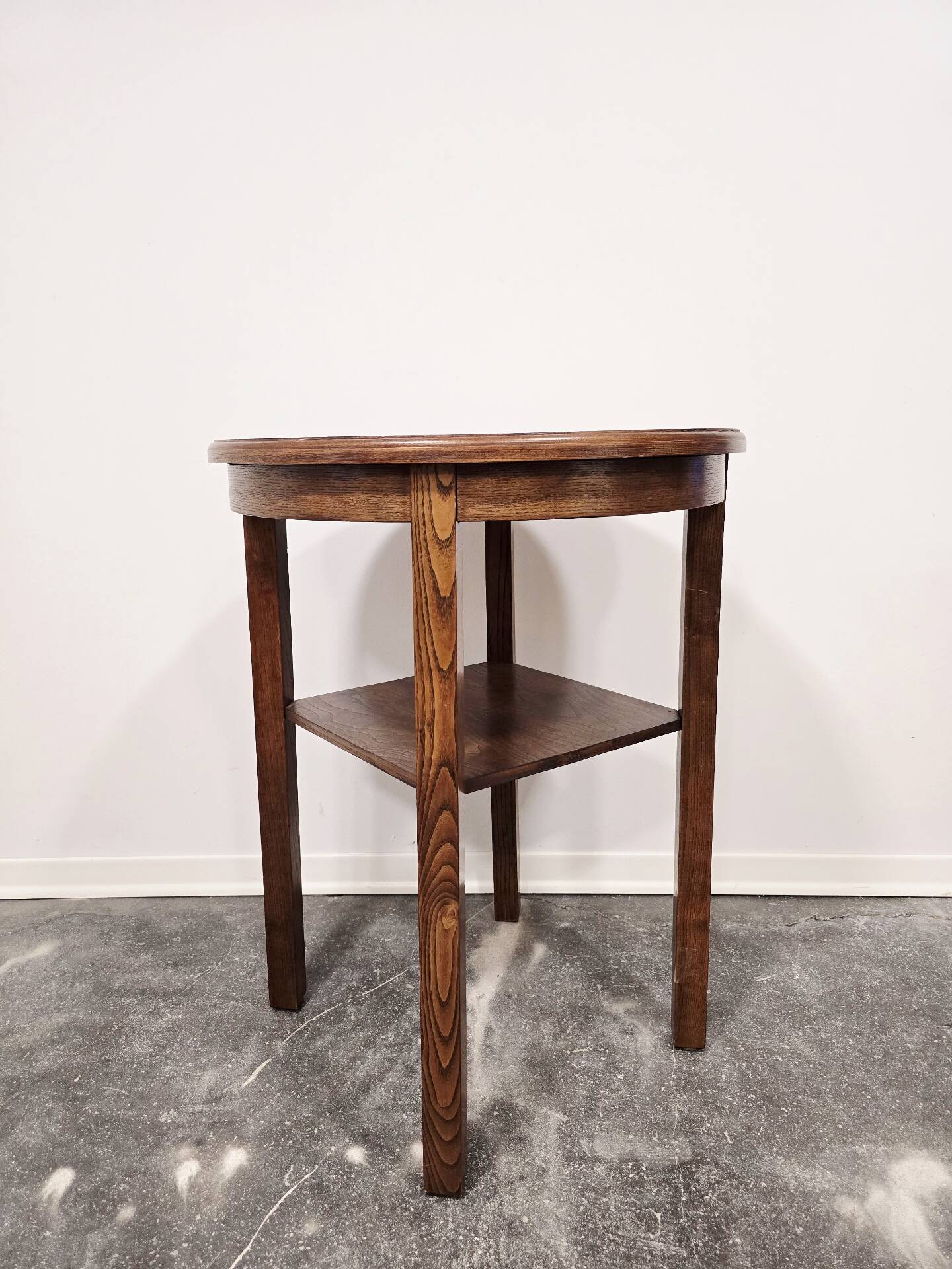 Table d'appoint en bois massif vintage des années 50