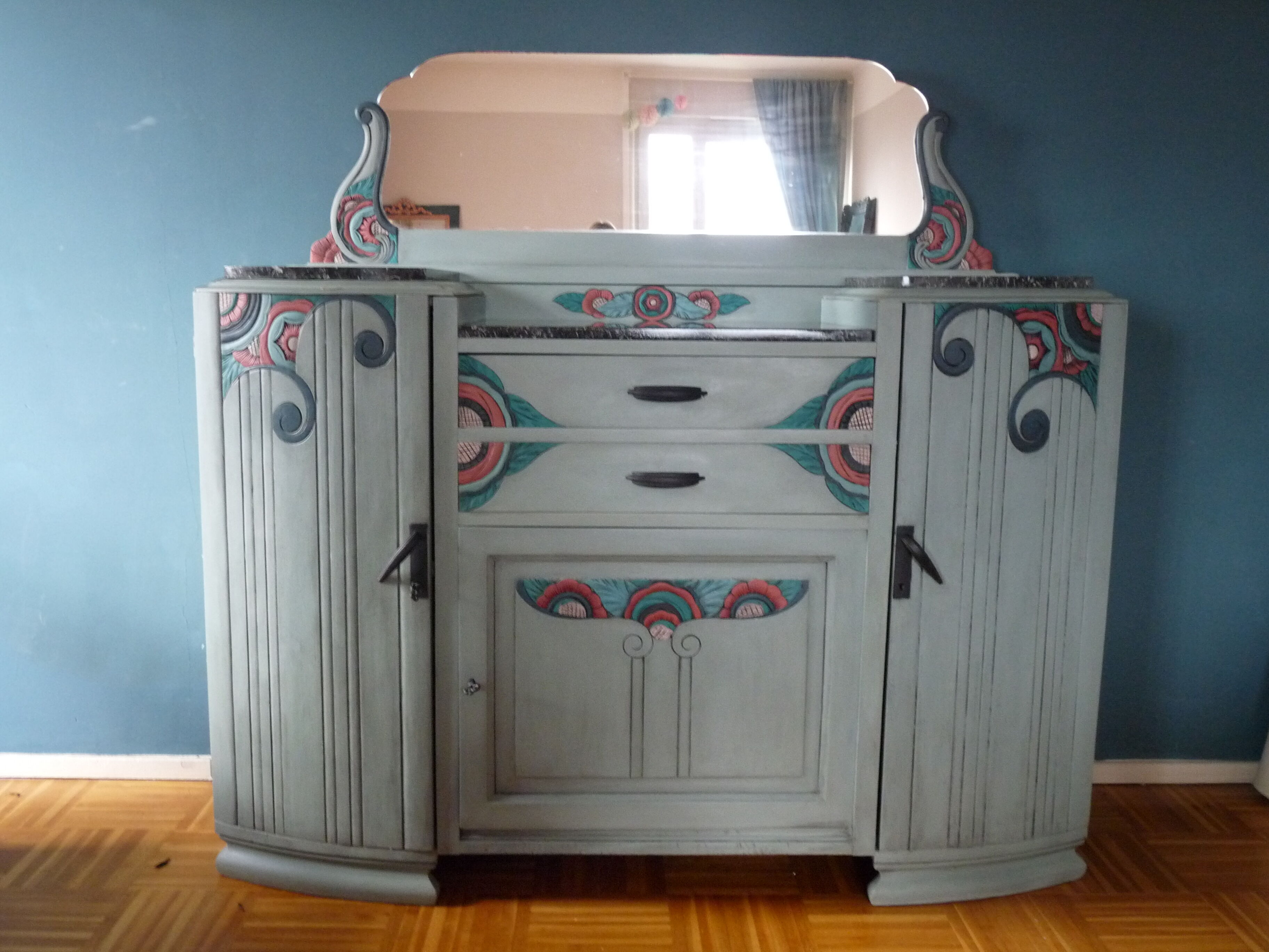 Art deco buffet