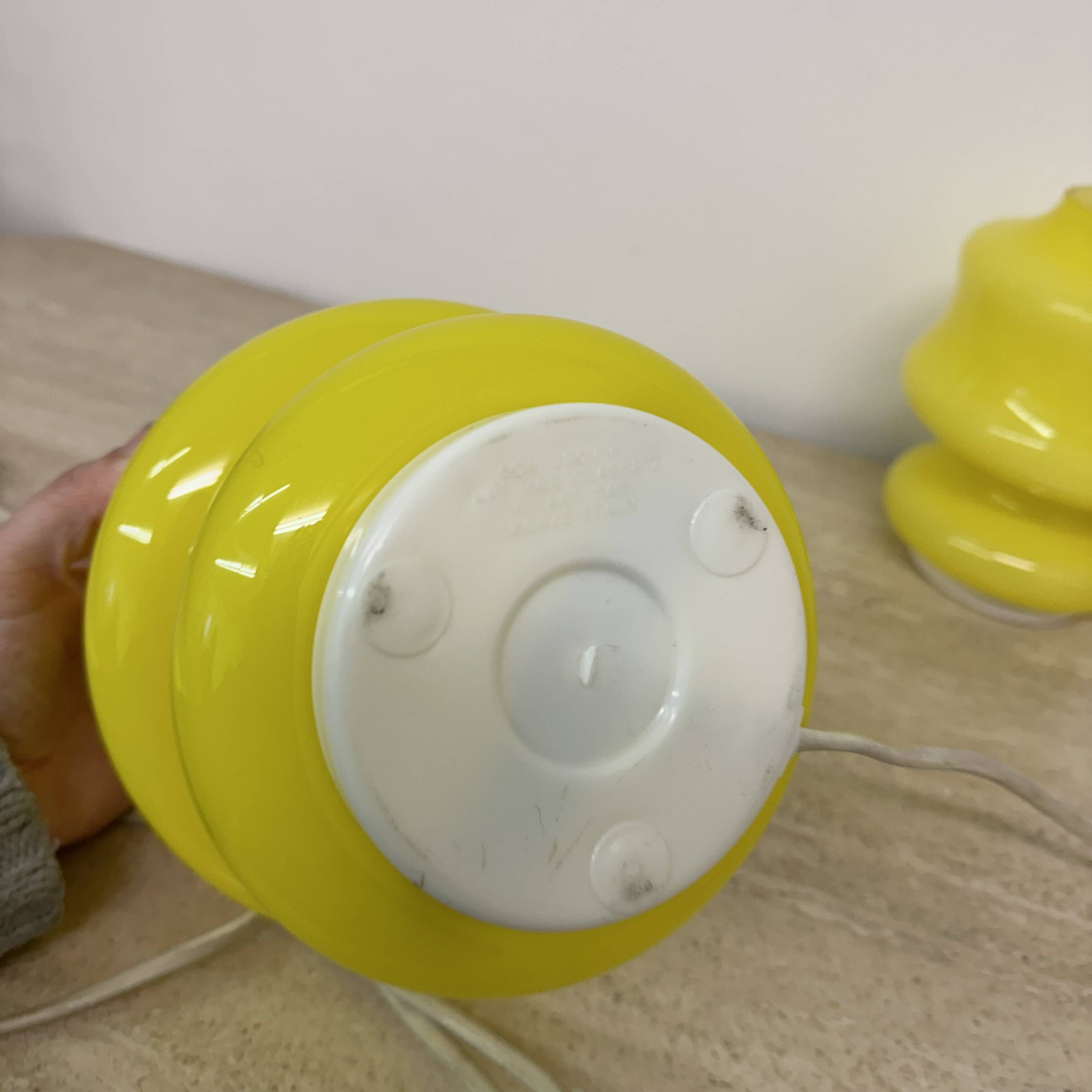 Set of 2 space age yellow glass table lamps ve-art Italy design , 1970s