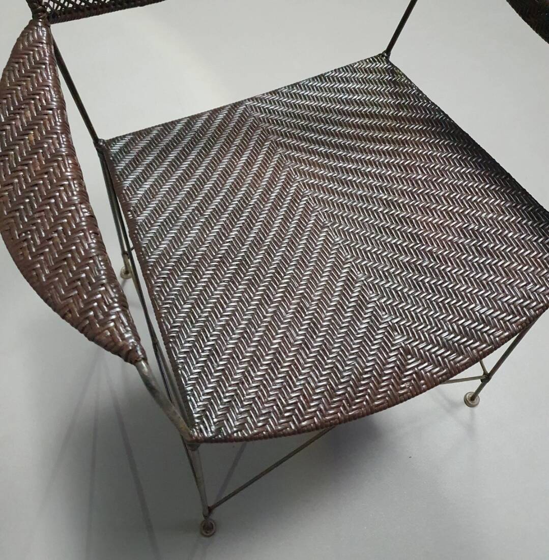 Beautiful dining set designed by Yuzuru Yamakawa. The chairs and table are