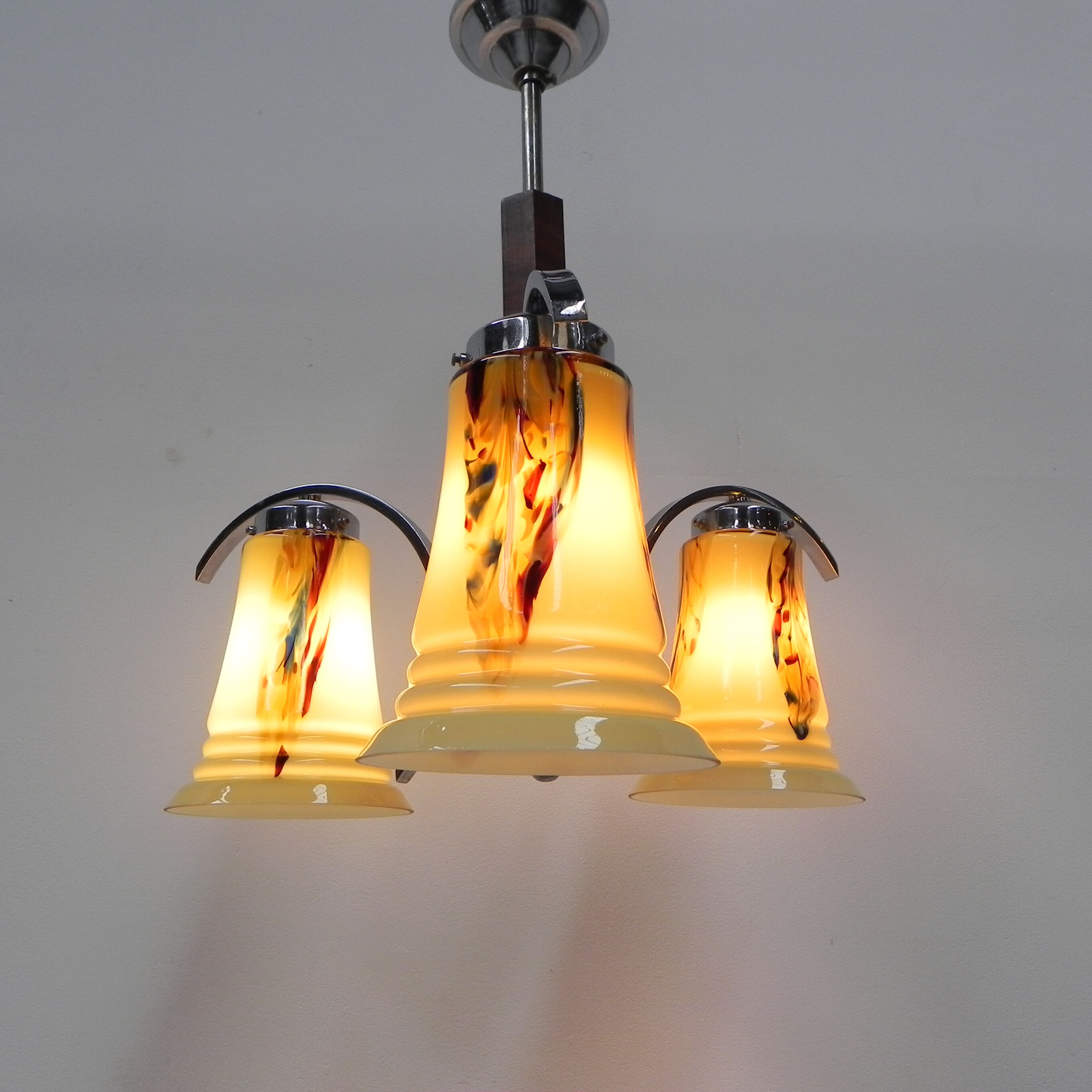 Art deco hanging lamp in glass
