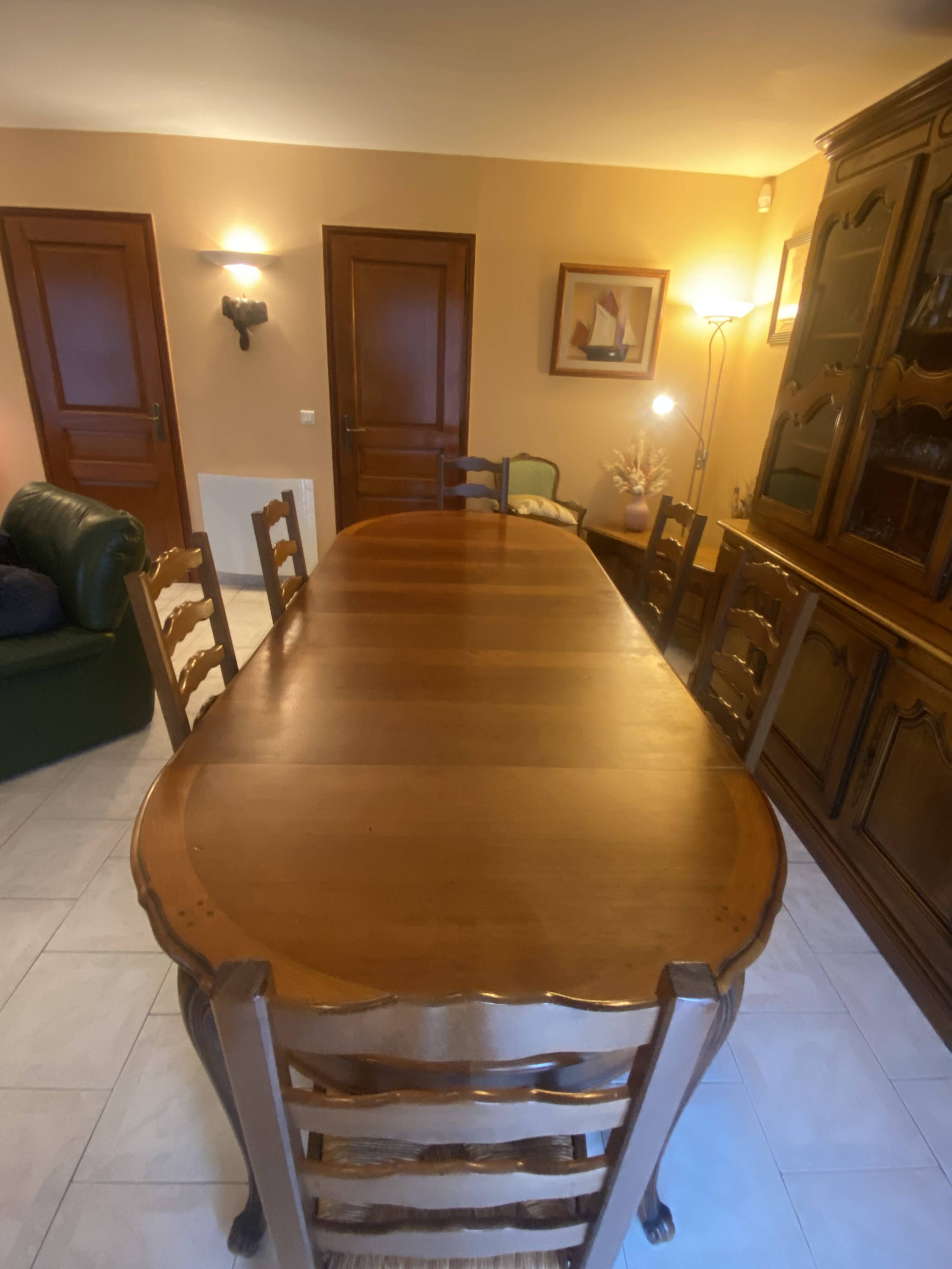 Table in solid cherry wood in Louis XV style.