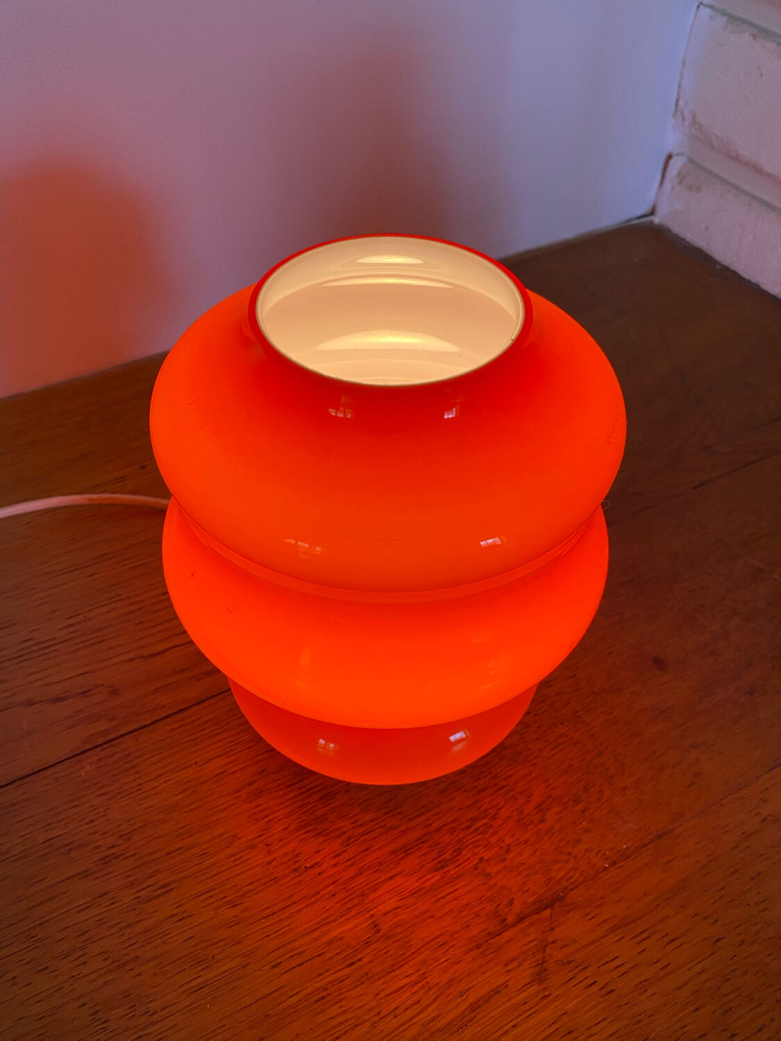 Glass table lamp