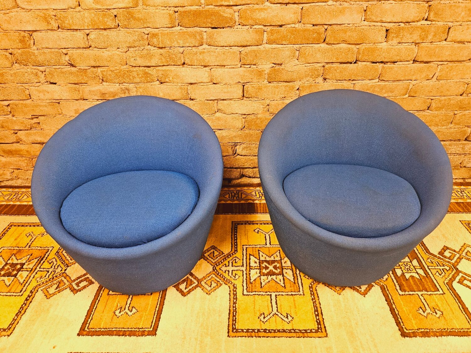 Pair of vintage 70s armchairs