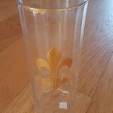 Faceted crystal vase decorated with lily flower