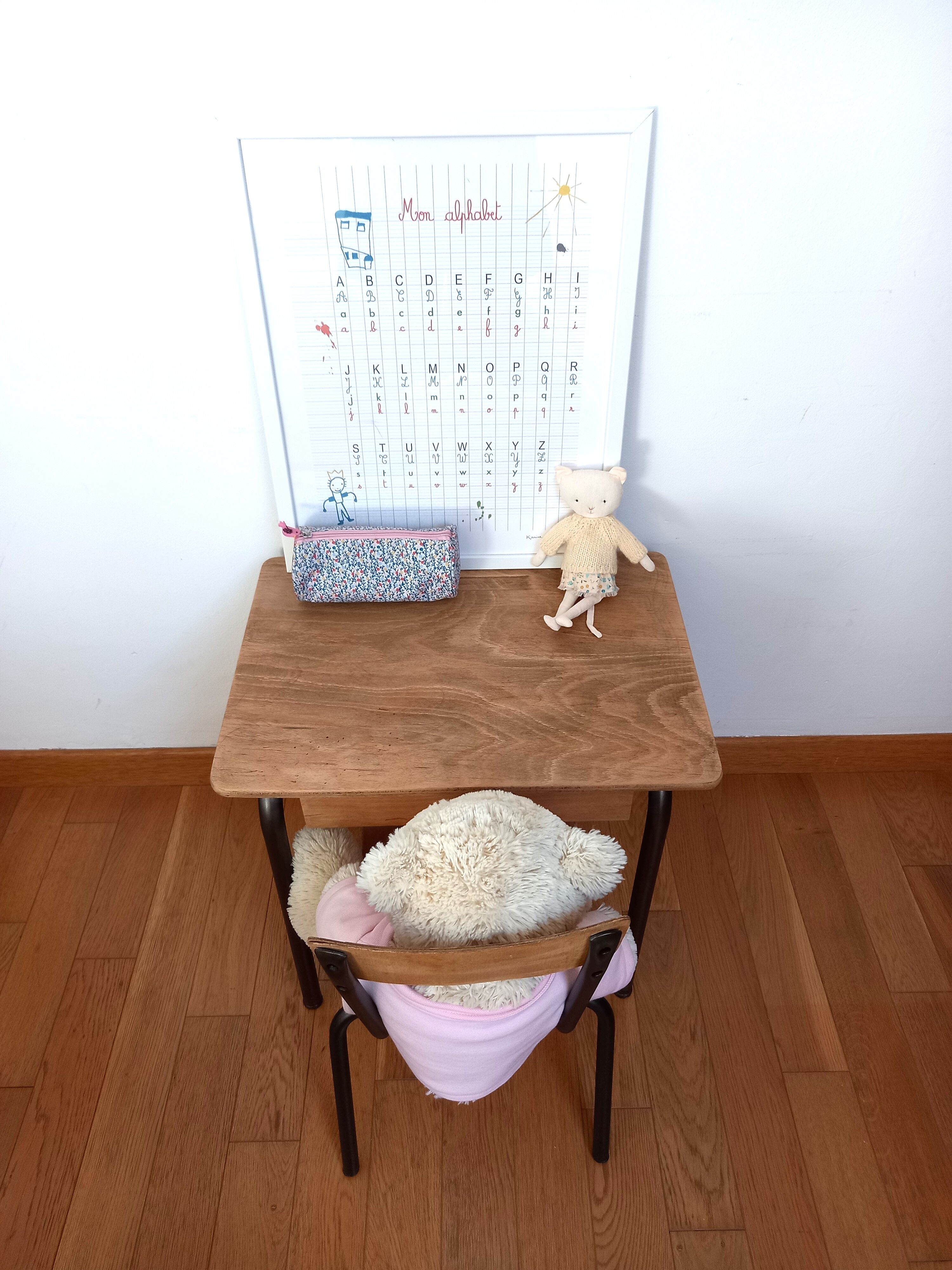 Ensemble bureau & chaise enfant