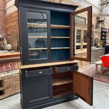 Early 20th century dresser